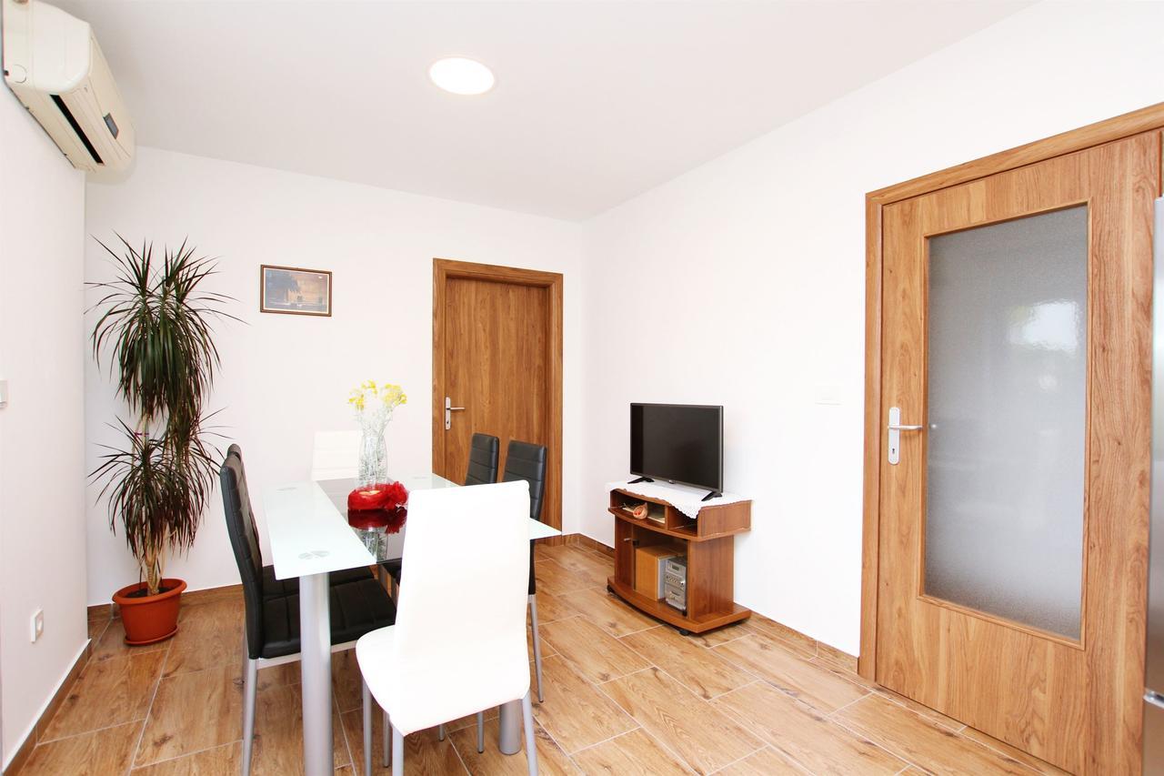 Apartment Anica Τρογκίρ Εξωτερικό φωτογραφία