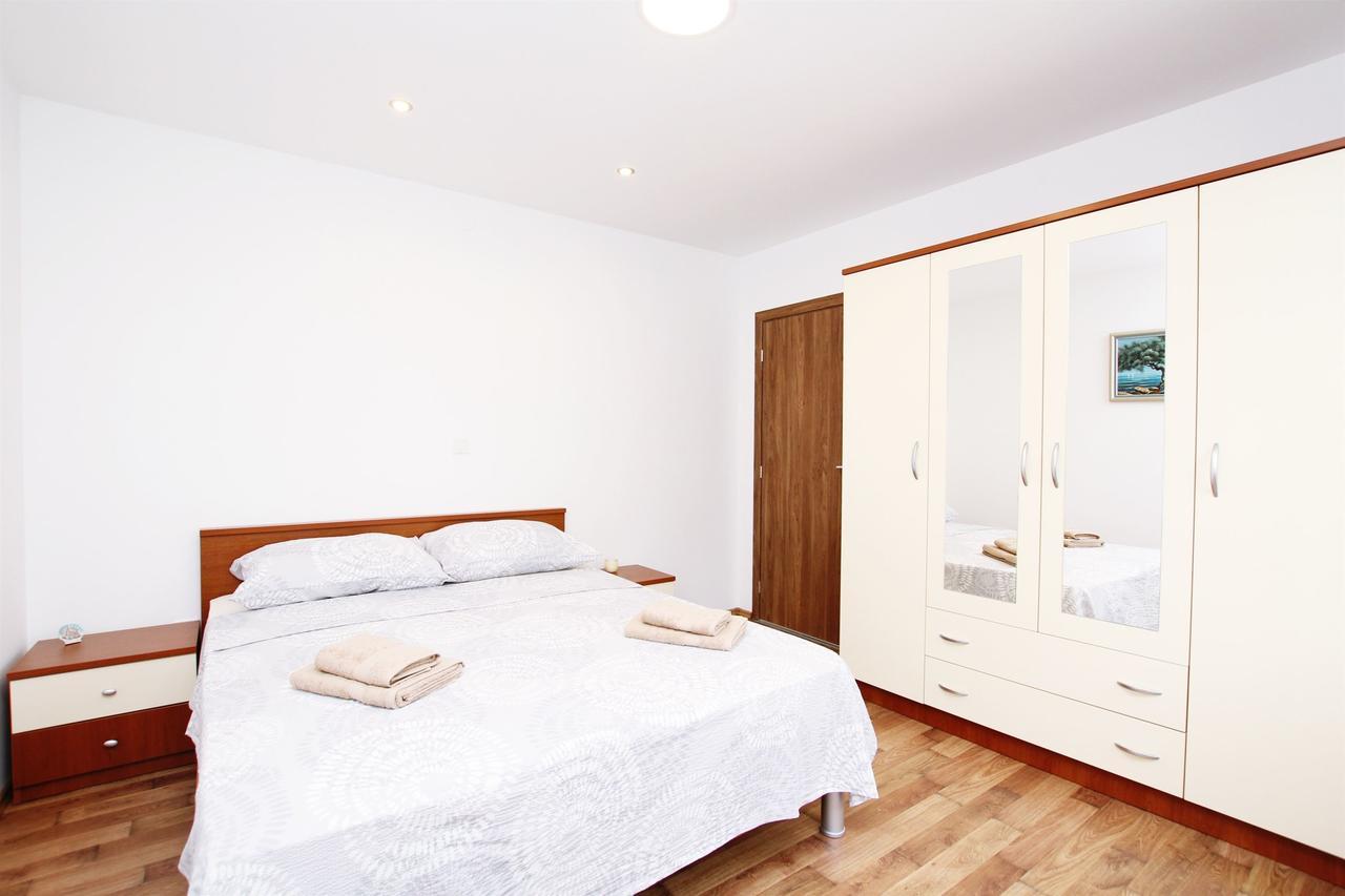 Apartment Anica Τρογκίρ Εξωτερικό φωτογραφία